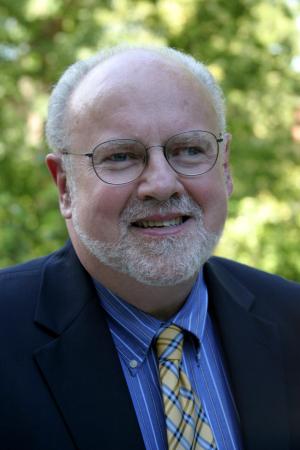 Headshot of Ed Roeber.