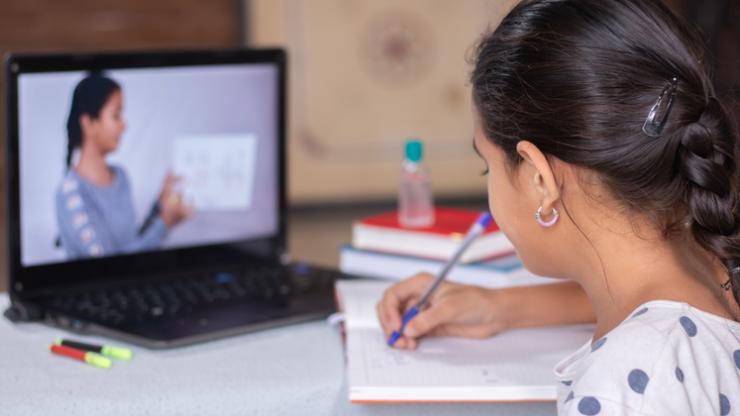 Student learning online