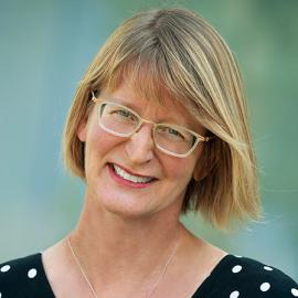 Headshot of Betsy Davis
