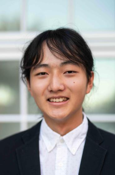 Headshot of Jinghan (Kevin) Wu